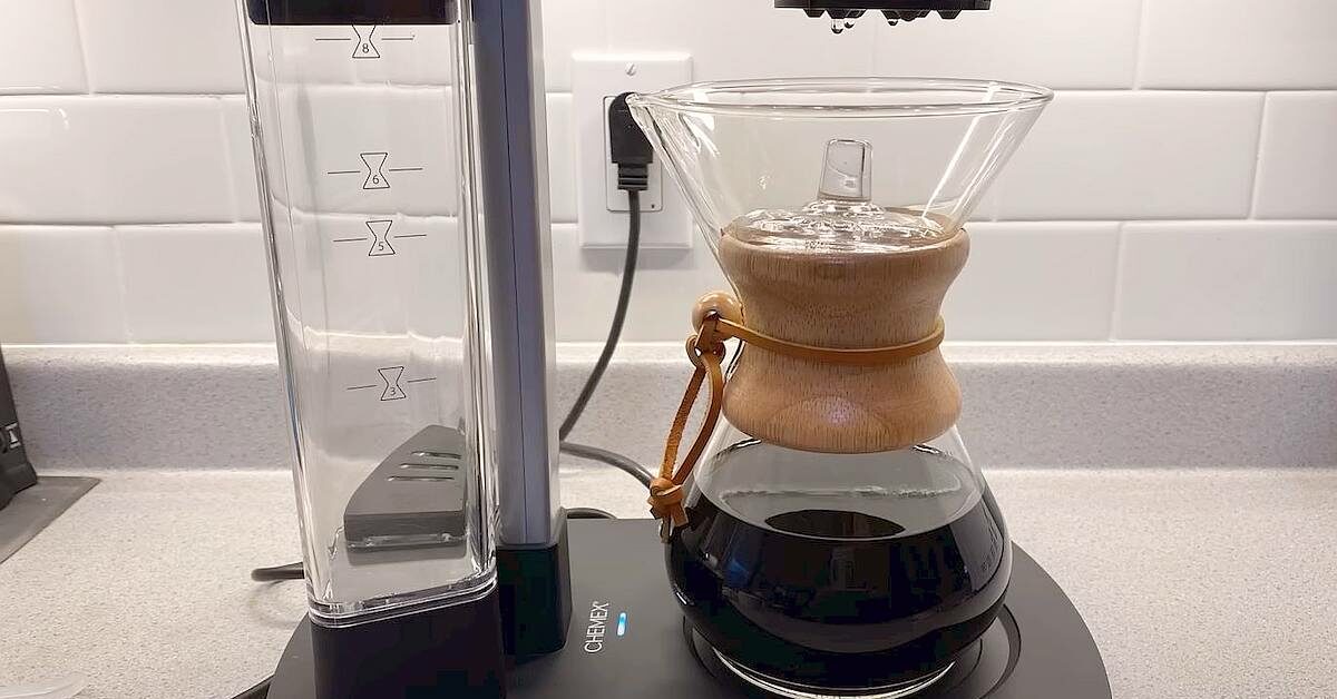 How Do Drip Coffee Makers Heat Water So Fast? – Black Insomnia Coffee